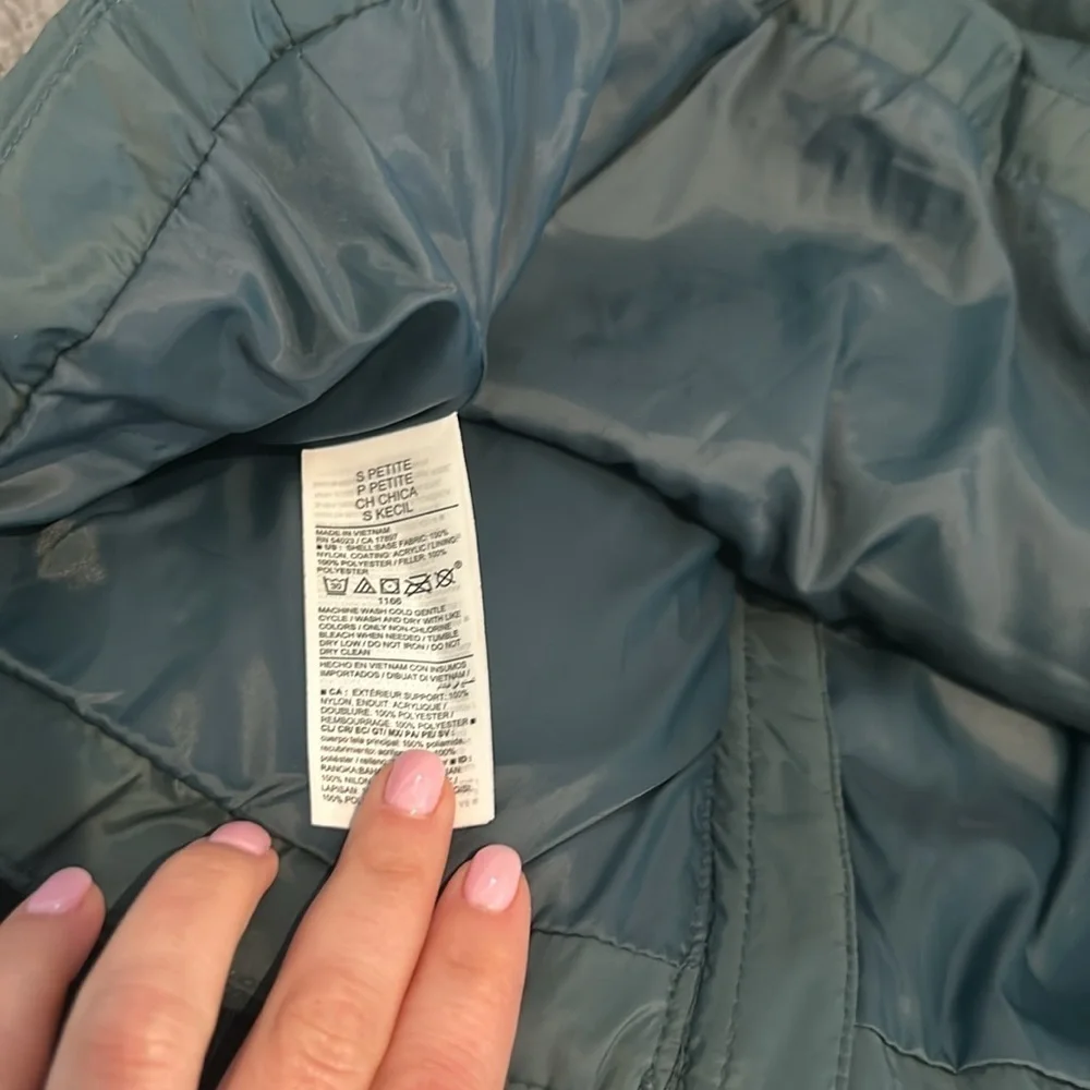 Old Navy Active Puffer Vest - Green